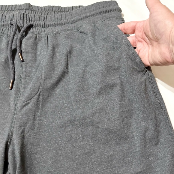 Gap Men’s Cotton Blend Jersey Athletic or Lounge Shorts - Set of 3 - Medium - Picture 5 of 15